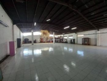Sewa Gudang Mainroad Padalarang Dapat Dipakai Juga Toko Showroom