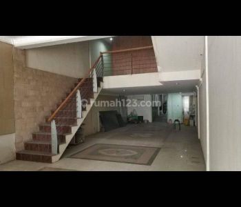 Ruko di Jl. Panjang. Sunrise. Jak. Barat Sudah Renovasi SHM 150 m2