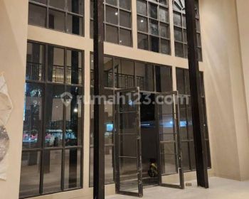 Disewakan Ruang Usaha Baru di Dago Mainroad Strategis