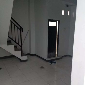 Disewakan Ruko 2 lantai