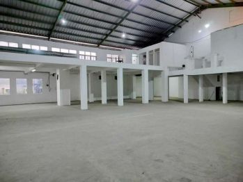 Gudang strategis di Mainroad Soekarno Hatta, Bandung