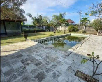 Long term rental villa