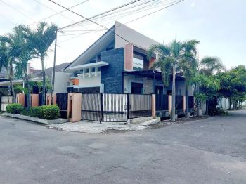 Sewa Cepat || Rumah Cantik Luas Security 24 jam di Jajar,Laweyan
