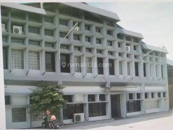 Dijual gudang di Kenjeran