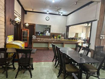 Disewakan Ruang Usaha Ex Resto Strategis di Mainroad Pajajaran