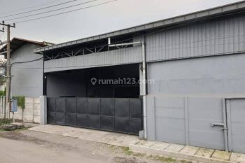 Butuh Cepat Laku Gudang Osowilangun 2 Unit Jejer Baru Renov
