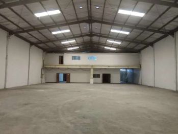 Sewakan gudang siap pakai 1350 m Jababeka