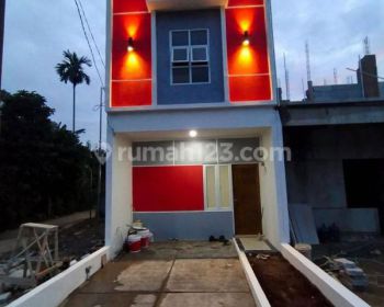 RUMAH 2 LANTAI MODERN MINIMALIS TERMURAH DAN DEKAT AKSES TOL DAN STASIUN DI KOTA