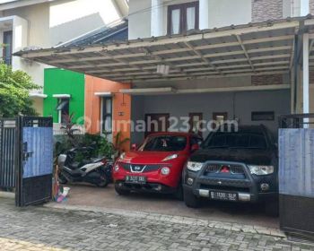 Rumah Strategis selangkah pintu tol kukusan krukut tanah baru beji depok
