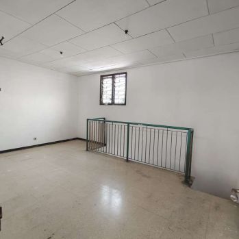 Disewakan Ruko Di Mainroad Otista Pusat Kota Bandung