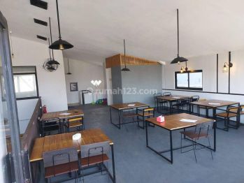 Ruko 2 Lantai siap pakai lokasi strategis di Jatinangor