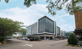 Ruko Cikarang Central City Hoek 4.5 Lantai. Siap Pakai.