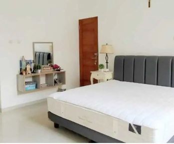 DIJUAL RUMAH DALAM PERUMAHAN FULL FURNISH CONDONGCATUR SLEMAN