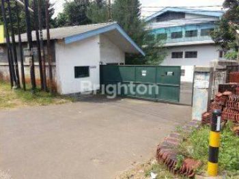 GUDANG STRATEGIS DIPINGGIR JALAN