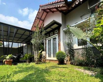 Rumah LT 334 Unique Concept Garden House di Tanah Baru Beji Depok Dekat Tol