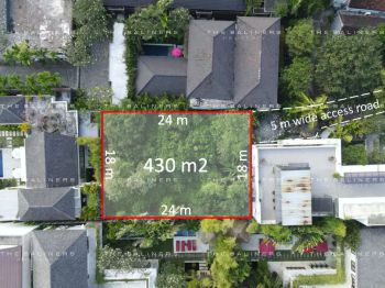 RARE SMALL FREEHOLD PLOT WALKING DISTANCE TO THE BEACH