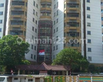 Tanah  di Jalan Permata Safir, Depan Apartemen, Turun Harga
