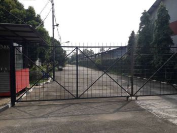 Workshop Gudang Pabrik di Tangerang, Bebas Kuli Angkut Bebas Banjir