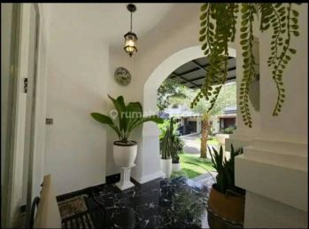 Dijual Rumah Cakep Cantik Di Nusaloka Serpong