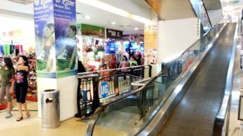 Tempat usaha kios + gudang mall season city