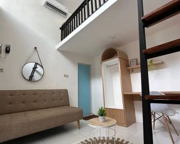 Villa Fasilitas : - Kolam Renang - WiFi - Parking Area - Comunal space