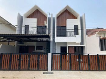 Dijual Rumah Baru 2 Lantai Dalam Komplek Harga Miring