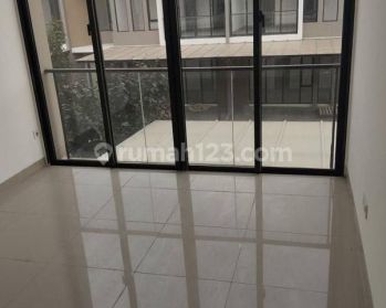 Dijual rumah 2 lantai baru HOOk pik2