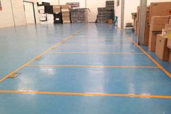 DIJUAL GUDANG KANTOR DI JALAN UTAMA PINGGIR JALAN RAYA BEKASI CAKUNG