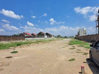 150 M Jl Laksda Adisucipto Jogja, Tanah Tepi Jalan Pas Hunian