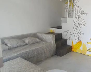 Rumah 2 lantai full furnish dikontrakan tahunan di kawasan BSD City.