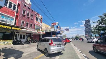 Ruko 3lantai SHM HADAP JALAN RAYA DEKAT TOL DAN STASIUN RAWA BUNTU BSD TANGERANG