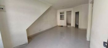 DIJUAL CEPAT (BU) Town House di Taman Paris Lippo Karawaci, Tangerang.