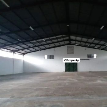 Di sewakan gudang bersih srategis Di soekarno hatta bypass