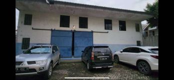 Disewakan gudang plus ruko kantor, jl. panjang kedoya, luas 1365 m