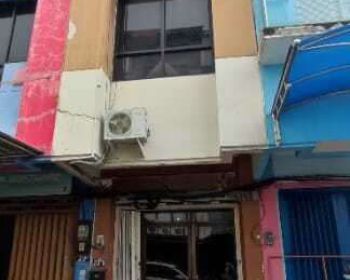 Ruko di Klampis Jaya, Surabaya