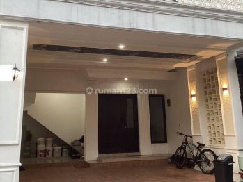 Rumah modern 15 menit ke tol  Cinere ,Modern Hill Pondok Cabe