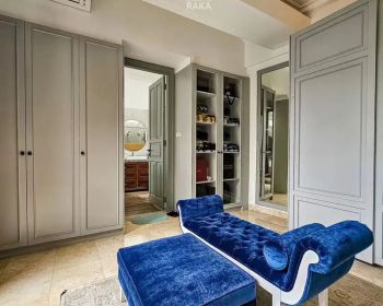 FOR SALE CIPETE AMERICAN CLASSIC HOUSE DALAM KOMPLEK