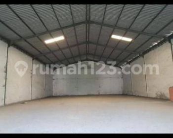 Gudang sewa pantai indah dadap