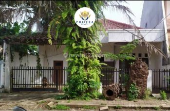 Rumah Butuh Renovasi di Cempaka Putih, Jakarta Pusat