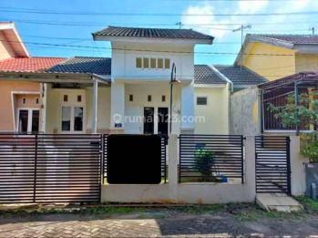 Rumah siap pakai di tembalang