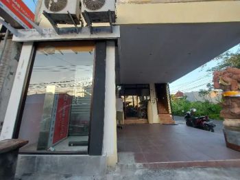 Dijual Ruko 2 lantai posisi Hook lokasi jalan utama tukad musi renon