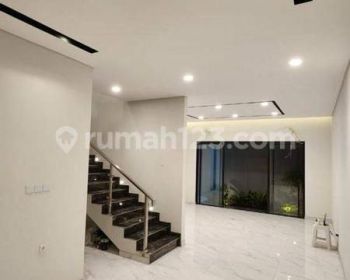 Rumah Baru Mewah di Citraland Surabaya Barat