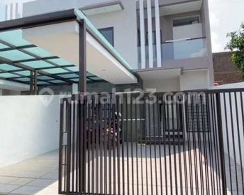 Rumah Minimalis Modern 2 Lantai di Jalan Riungbandung Cipamokolan
