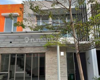 Rumah Disewakan Pantai Indah Kapuk pik2 , Uk 8x10,springvile,3br