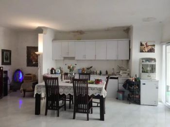 Jual Cepat Rumah Pasar Rebo! Lokasi strategis.