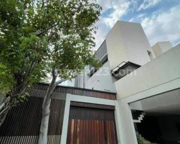 For South Cipete Cilandak 3.5 Floor Full Marble Private Lift with Beautiful