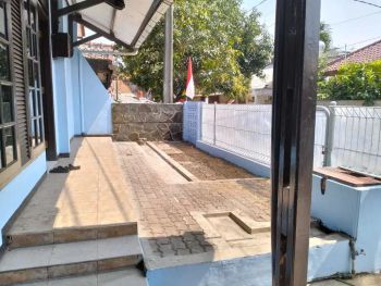 SALENDRO, TURANGGA. DISEWAKAN RUMAH SIAP HUNI DI KOTA BANDUNG