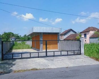 Di jual tanah dkt pasar sleman