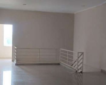 Di Jual Di Sewakan Ruko Strategis Luas di Jalan Holis