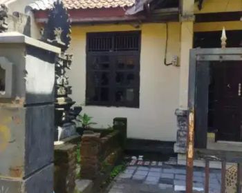 Jual tanah 1 are bonus bangunan rumah di padang Kartika denpasar